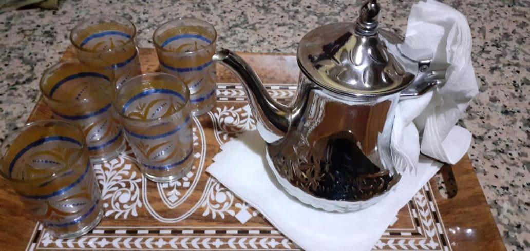 里亚德莫哈酒店 梅尔祖卡 外观 照片